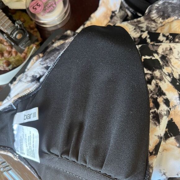 Bar III Women's Draped Monokini One-Piece Swimsuit Size Small - Picture 13 of 13